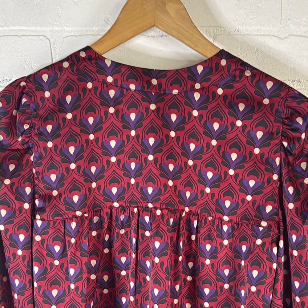 WHBM V-Neck Long Sleeve Printed Blouse - Burgundy Multi Small - Picture 9 of 15